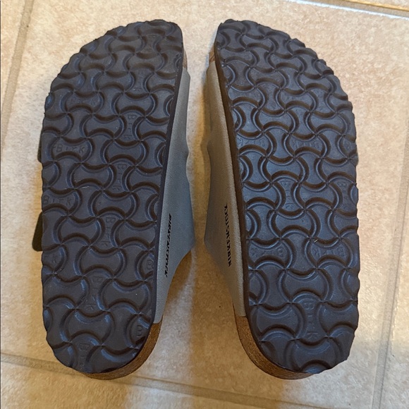 Birkenstock Taupe Sandals with Buckles - Picture 4 of 4